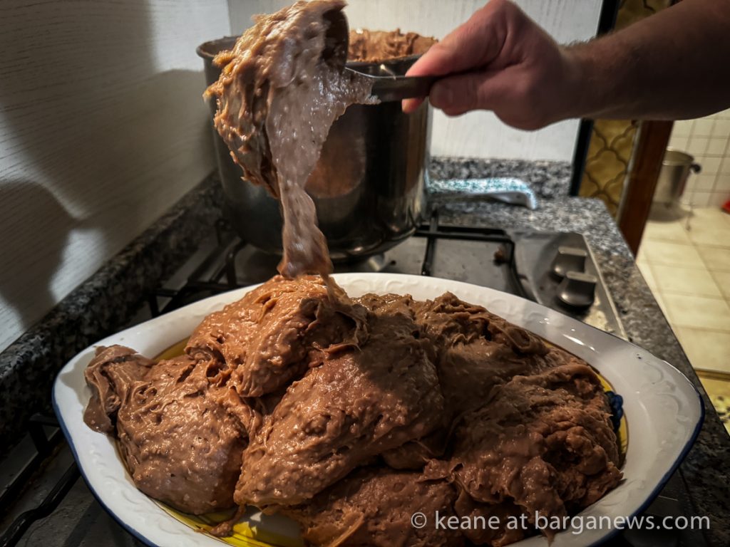 Winter food – Polenta di Neccio and Ossi di Maiale