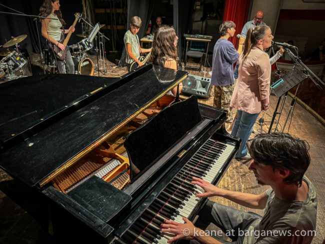 images from barga -22877