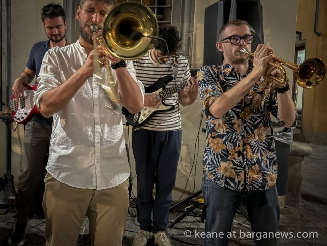 images from barga -25390