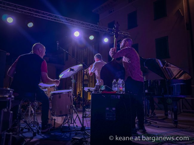 images from barga -25990