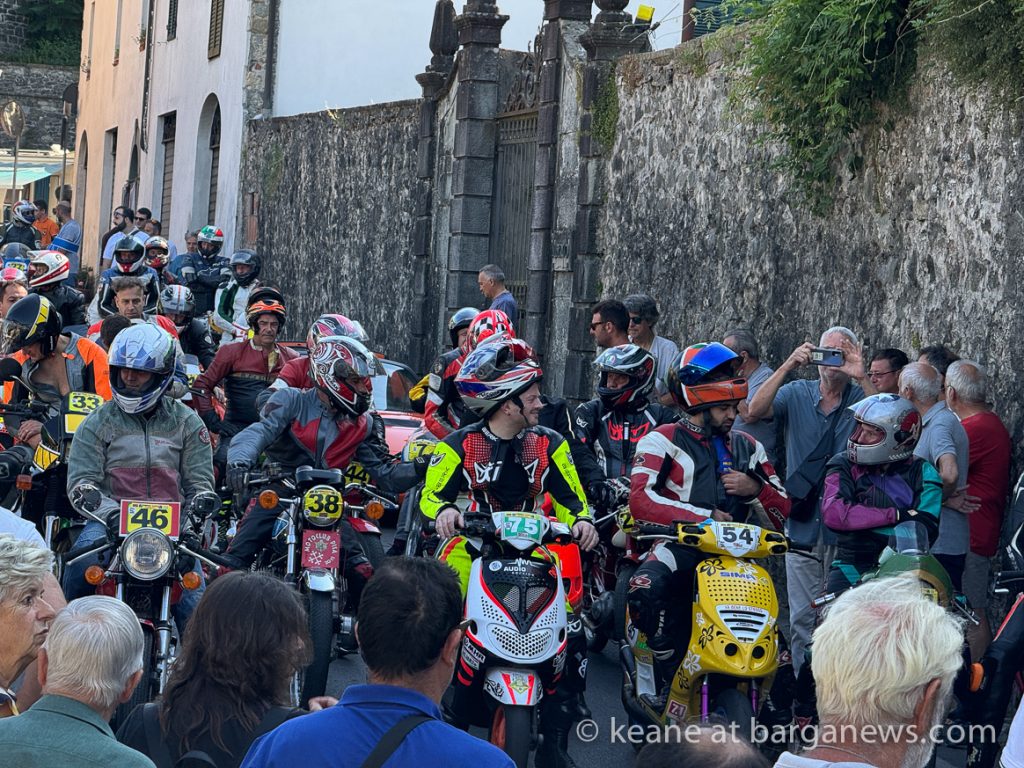 Rievocazione storica moto salita Fornaci di Barga