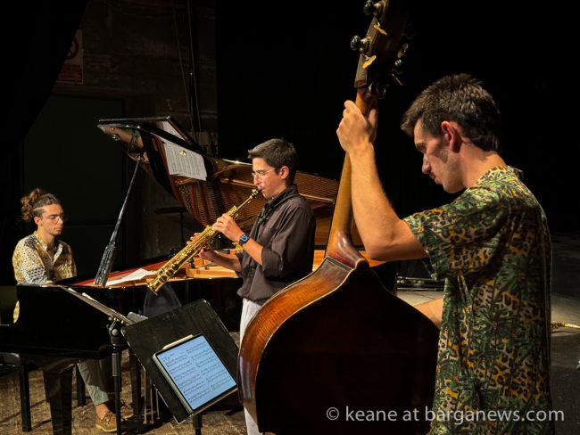 images from barga -28596