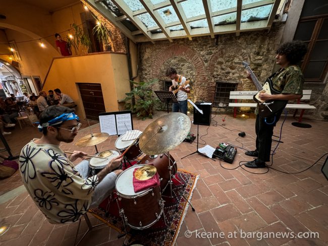 images from barga -28616