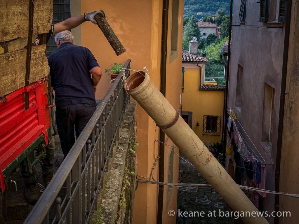 Smart wood delivery system in Barga Vecchia