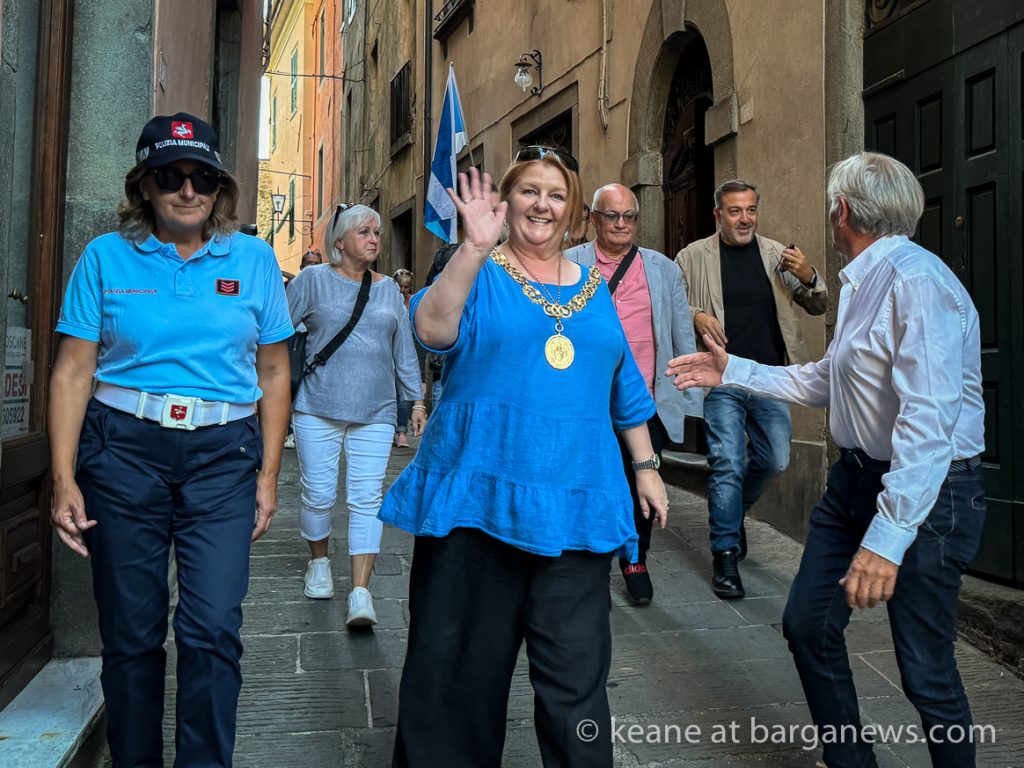 Lord Provost of Glasgow arrives in Barga
