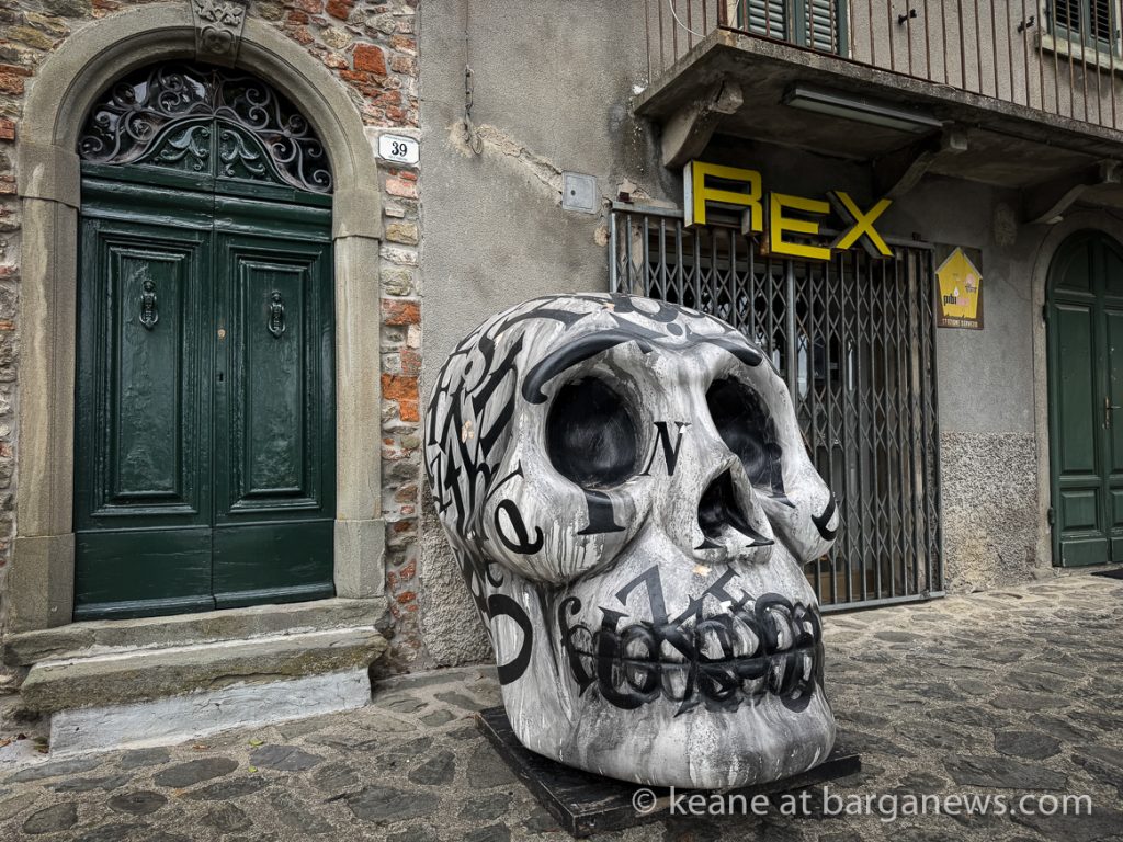 The Skull Parade  – Castiglione Garfagnana