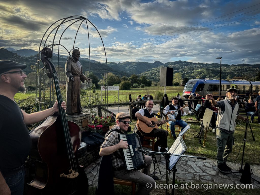 Mondinata di Mologno and The Aristodemos play Jazz Rail