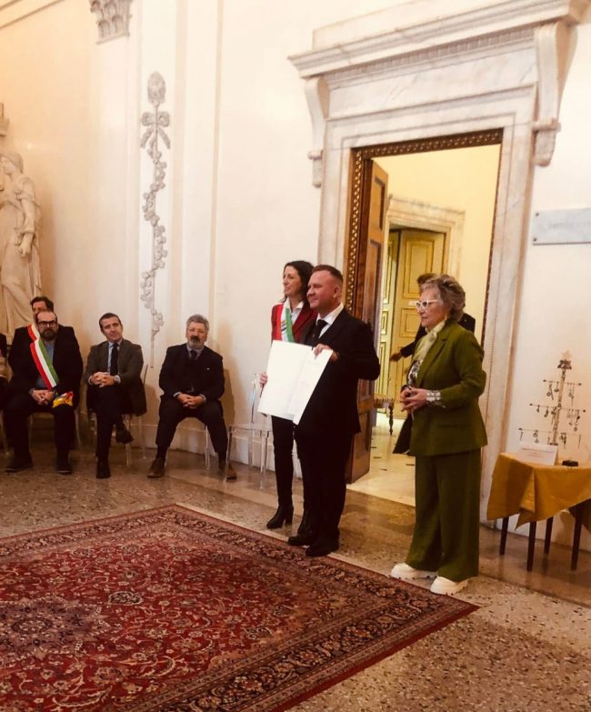 images from barga -34452