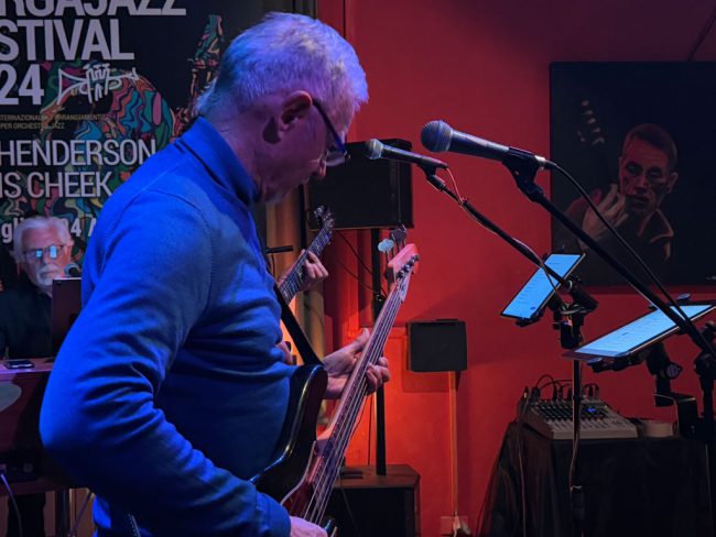 new images from barga -427