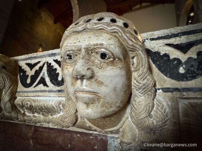 new images from barga -1042