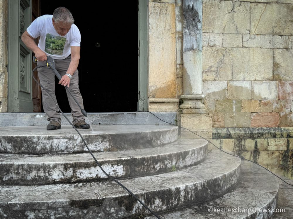 new images from barga -1233