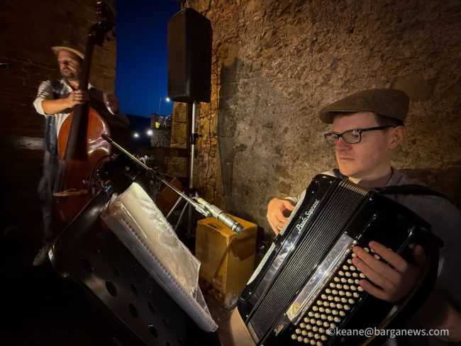 new images from barga -1984