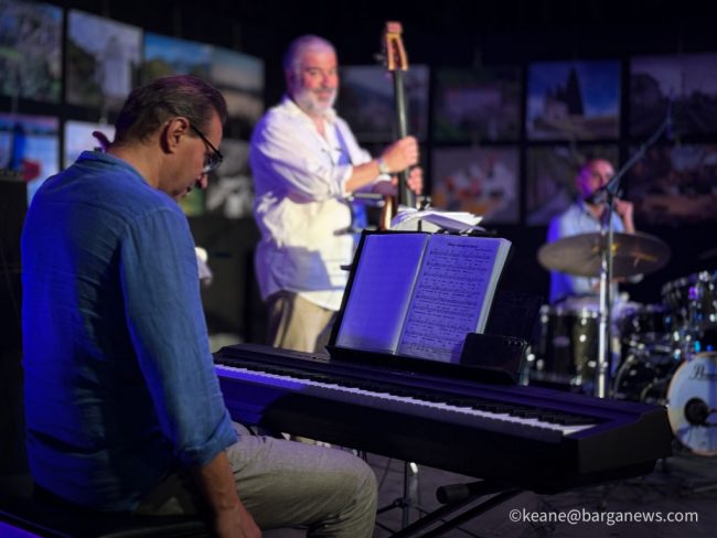 new images from barga -2572