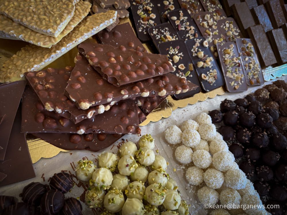 new images from barga -3832