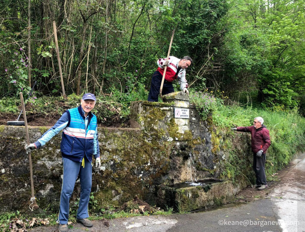 Spring Cleaning at the S.Antonio Fountain
