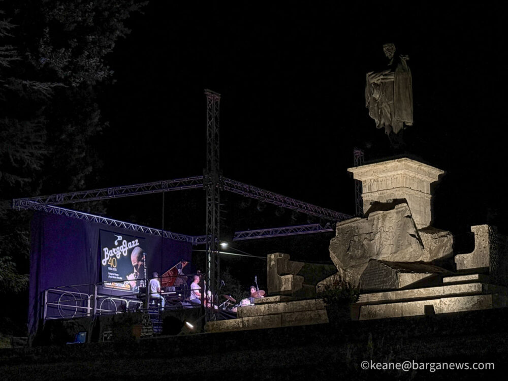new images from barga -8002